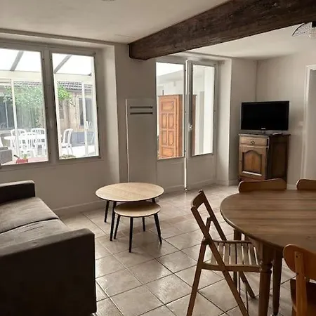 La Maison Du Cour Montilleul *